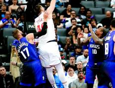 HTH- 郑钦文次轮战阿扎伦卡看录像视频 